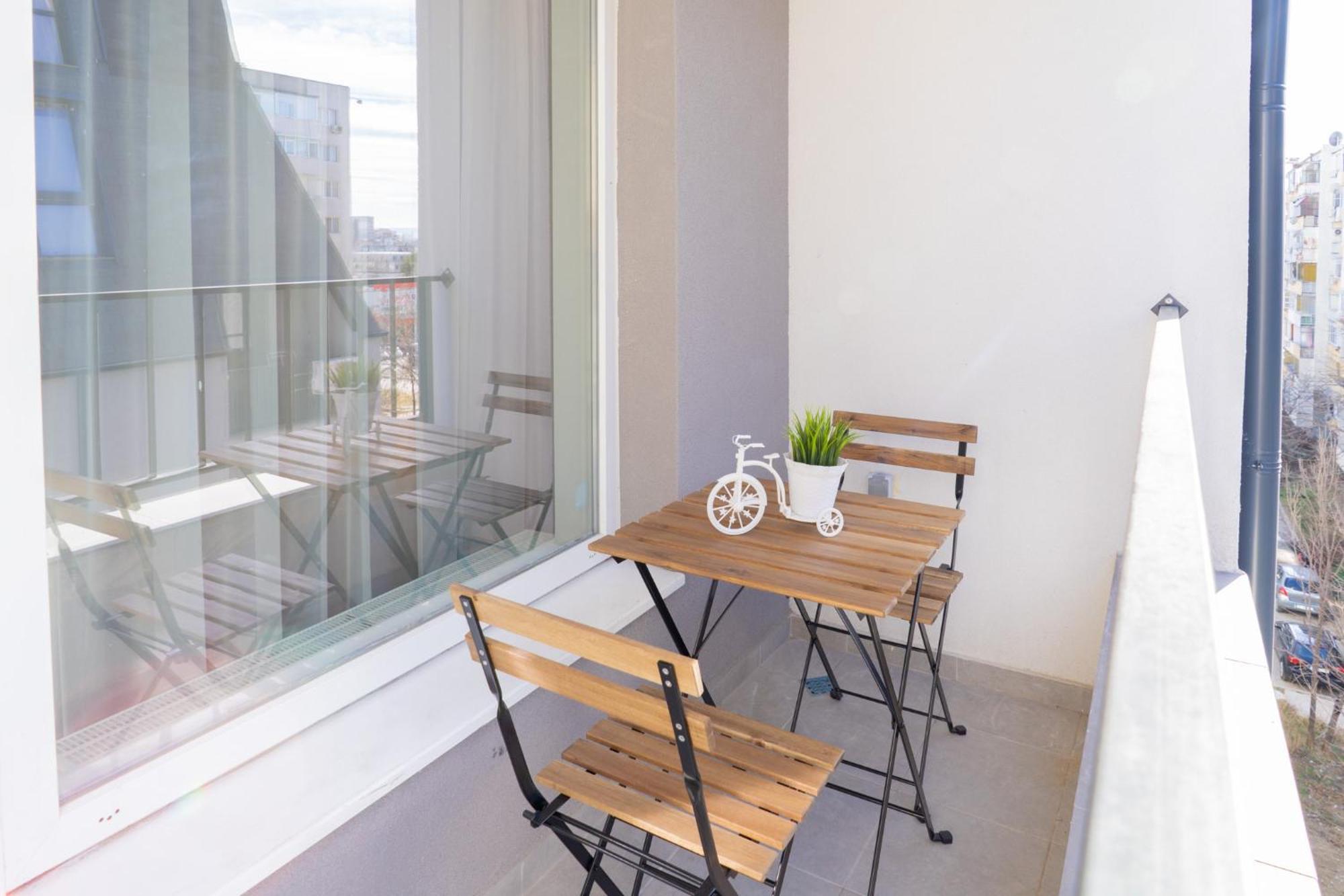 New Modern & Cozy Apartment With Free Private Parking And Ev Charging Station Warna Exterior foto
